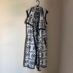Coco + Carmen floor length vest - size L/XL